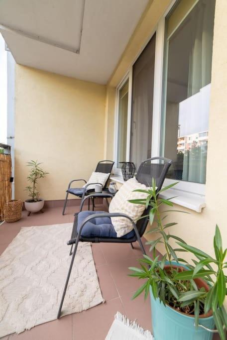 Grape Apartment Bratislava Esterno foto