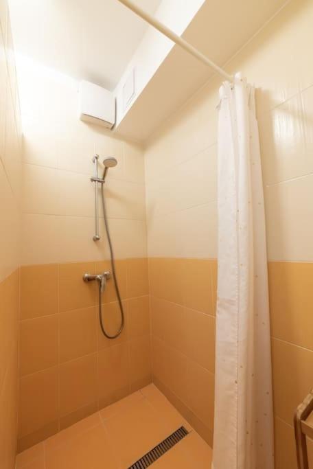 Grape Apartment Bratislava Esterno foto